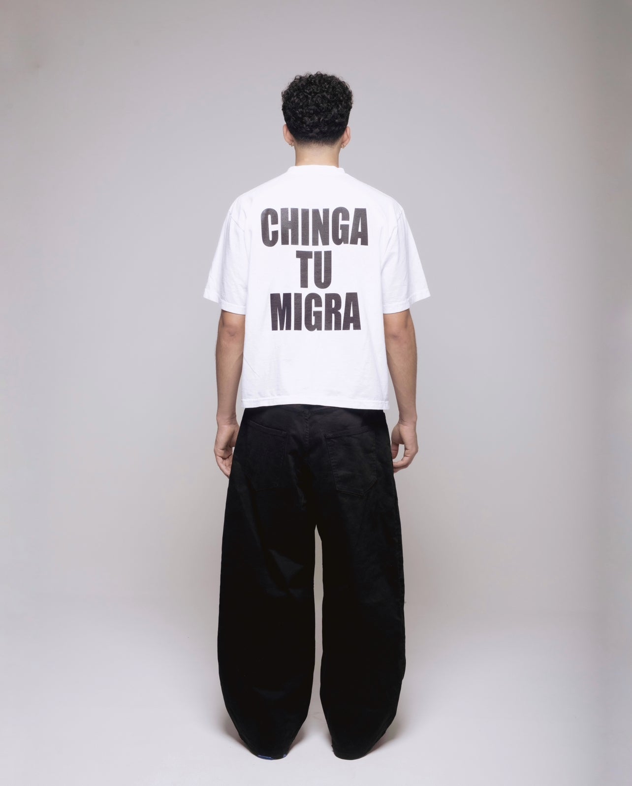 CHINGA TU MIGRA TEE - WHITE