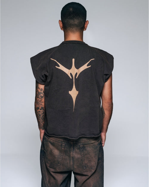 001 TEE