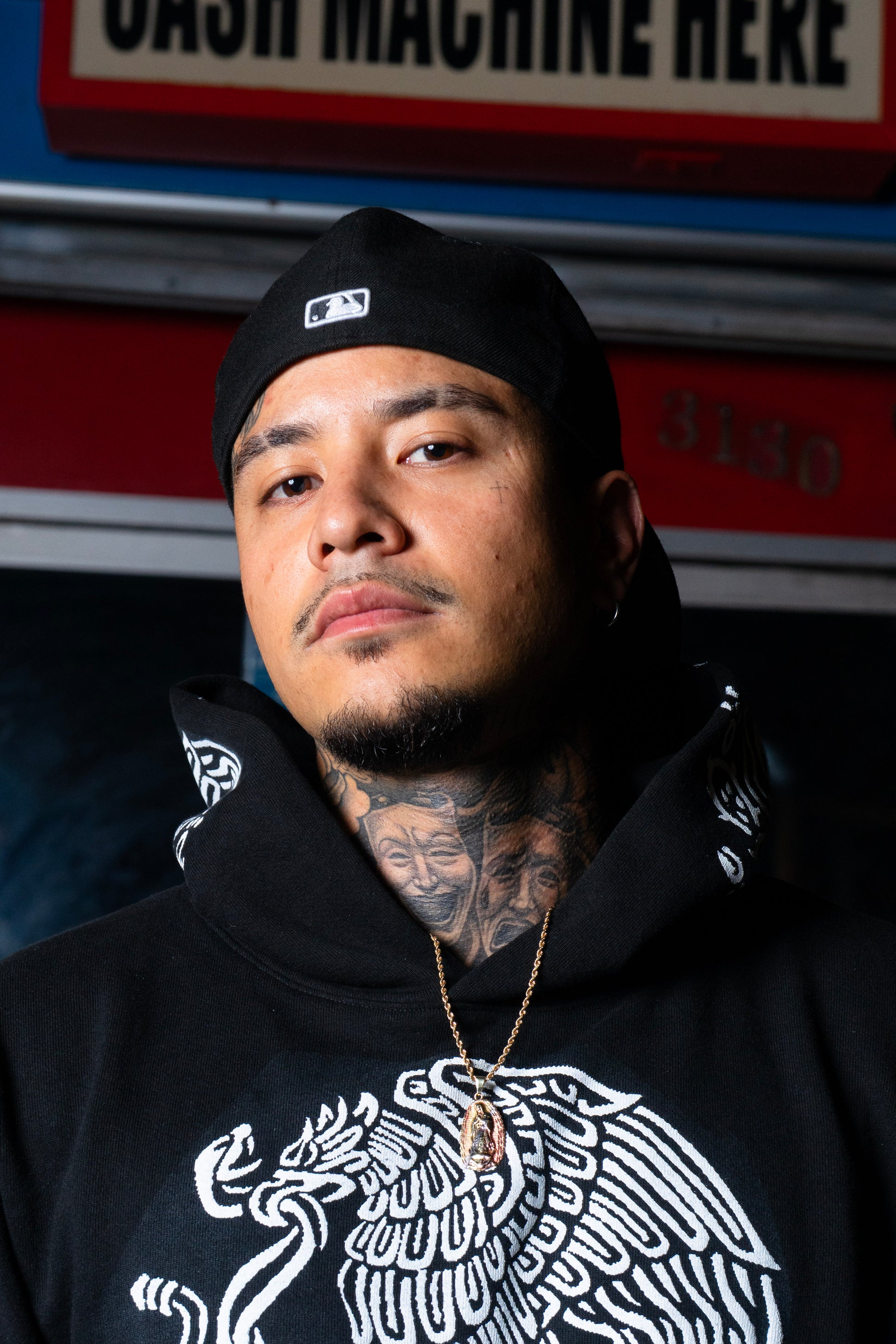 THE AGUILA HOODIE - SOMBRA