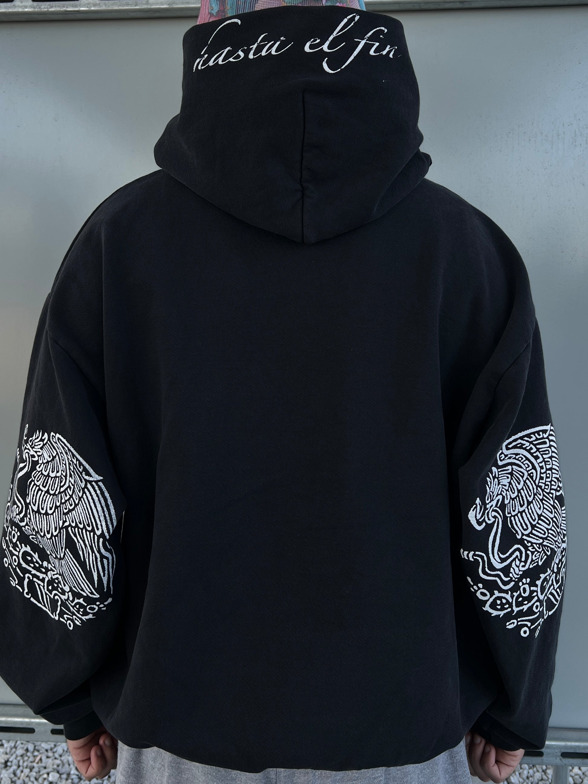 AGUILA HASTA EL FIN HOODIE - SOMBRA