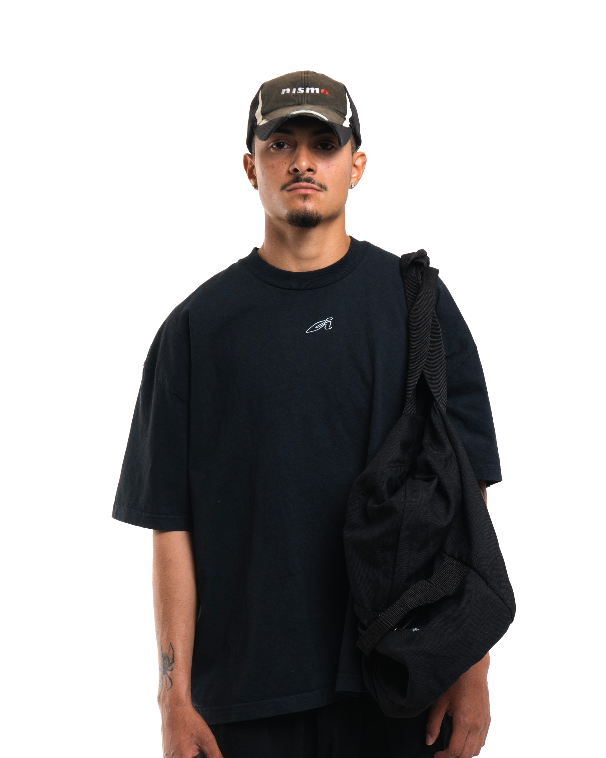 DIRECTOR CREATIVO TEE