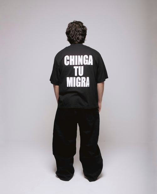 CHINGA TU MIGRA TEE - BLACK