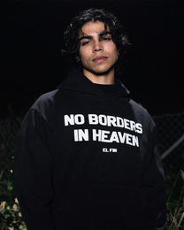 NO BORDERS HOODIE