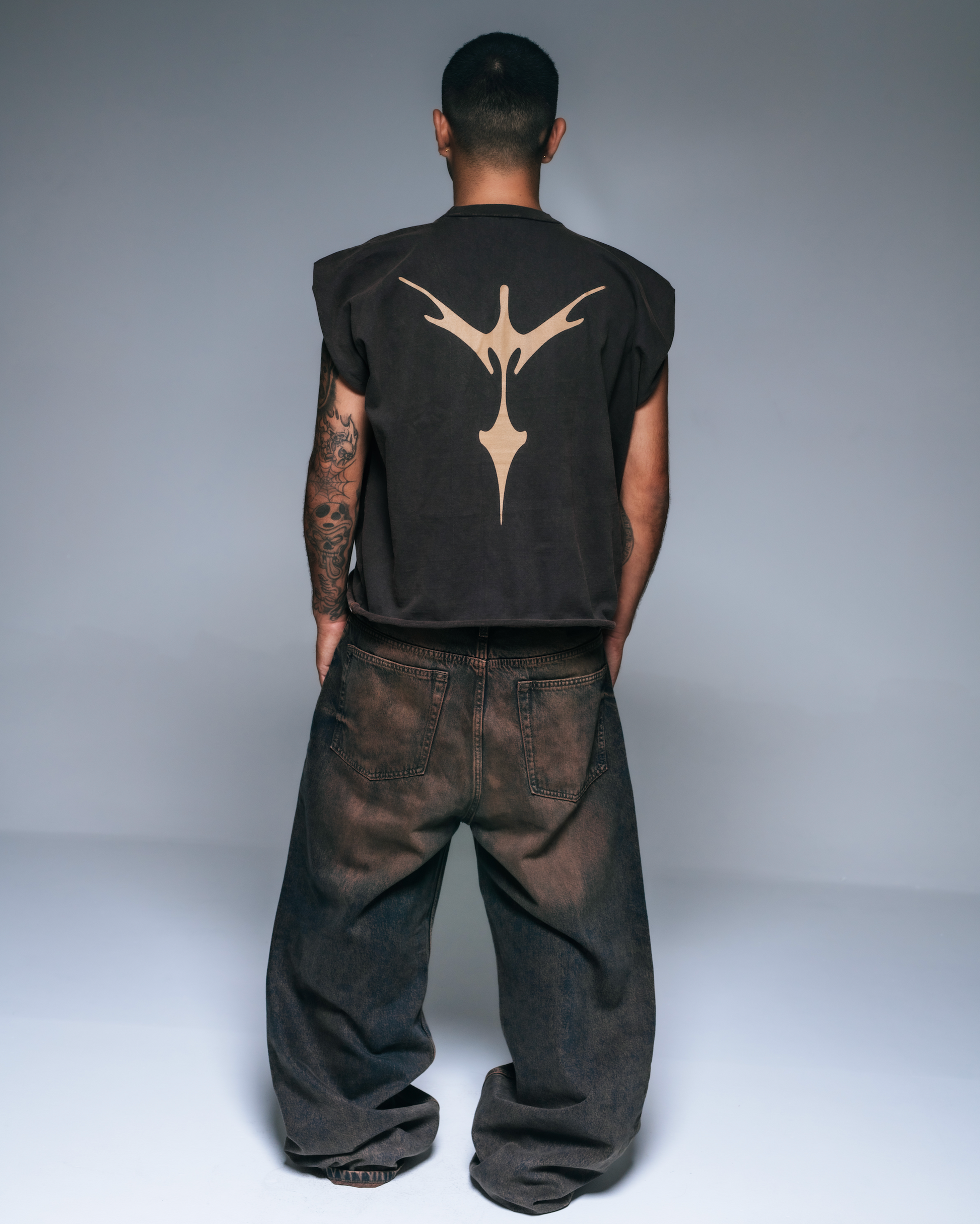 001 TEE