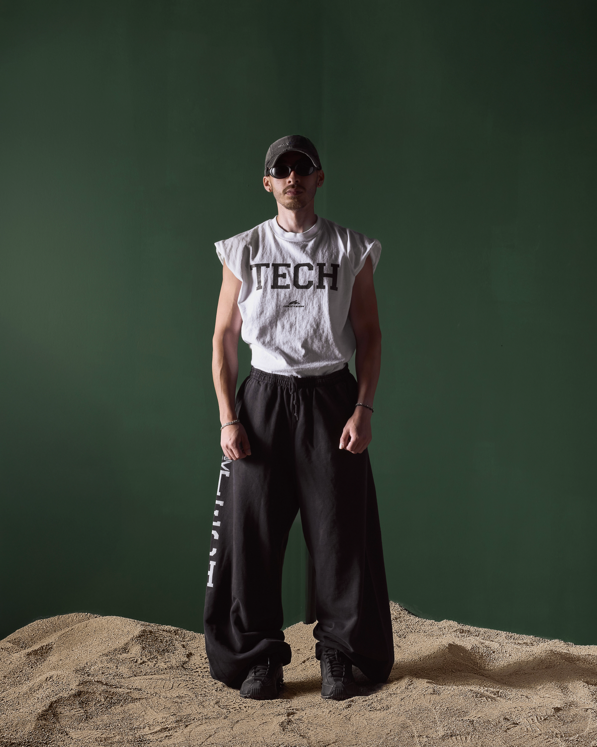 TECH CAP